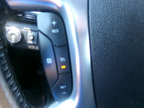 Used 2017 Chevrolet Traverse LT AWD/4WD image 17