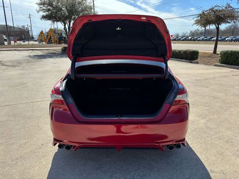 Used 2019 Toyota Camry XSE image 5