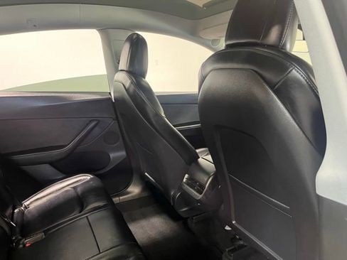 Used 2021 Tesla Model Y 2WD image 14