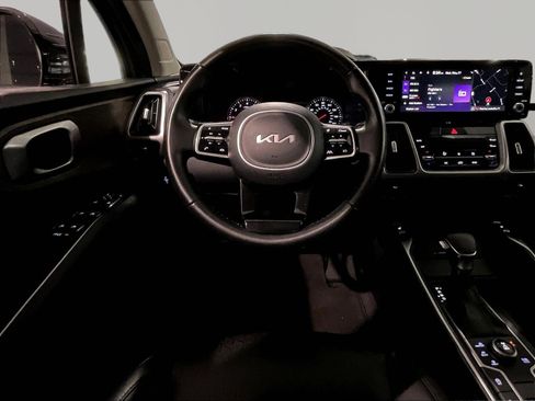 Used 2022 Kia Sorento S AWD/4WD image 8