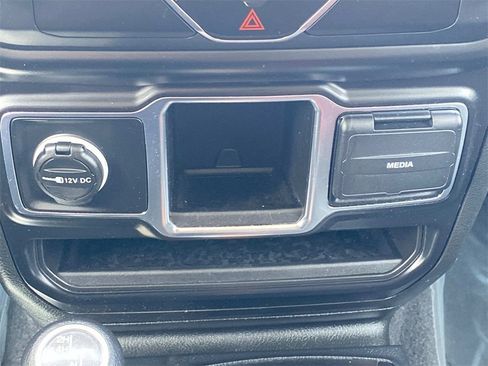 Used 2021 Jeep Wrangler Unlimited Sport image 30