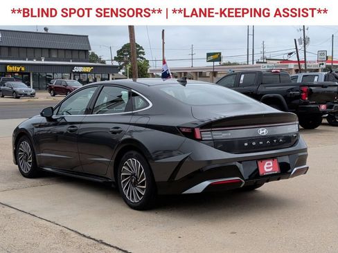 Used 2025 Hyundai Sonata SEL FWD image 6