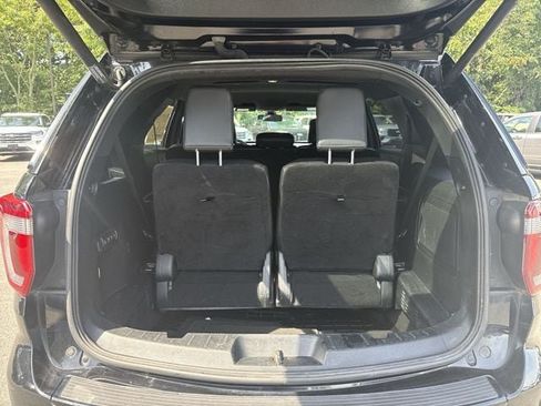 Used 2018 Ford Explorer Sport w/ Ford Safe & Smart Package AWD/4WD image 24