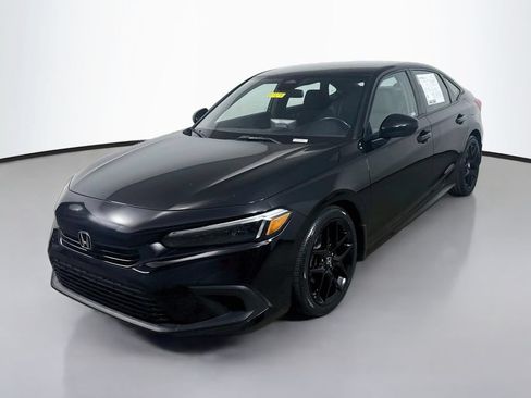 Used 2022 Honda Civic Sport image 3