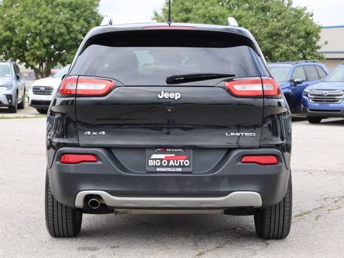 Used 2017 Jeep Cherokee Limited AWD/4WD image 10