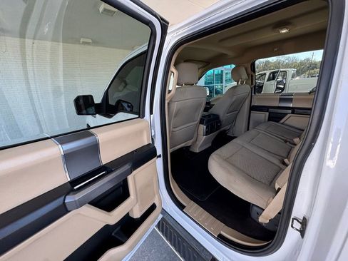 Used 2018 Ford F150 XLT w/ Equipment Group 302A Luxury AWD/4WD image 20
