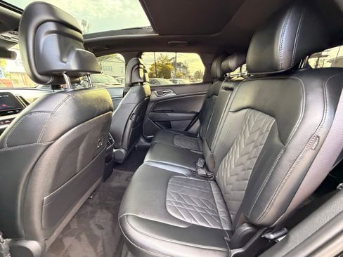 Used 2024 Kia Sportage X-Line w/ X-Line Premium Package AWD/4WD image 25