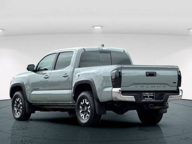 Used 2023 Toyota Tacoma TRD Off-Road AWD/4WD image 4