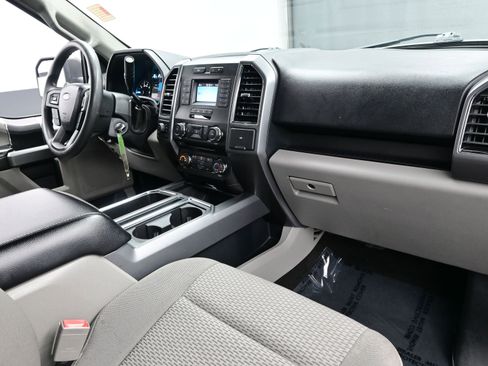 Used 2018 Ford F150 XLT image 14