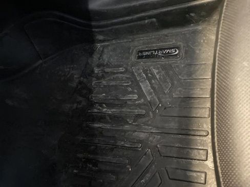 Used 2022 GMC Terrain AT4 w/ Infotainment Package II image 5