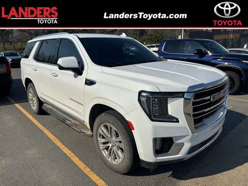 Used 2021 GMC Yukon SLT w/ SLT Luxury Package image 1