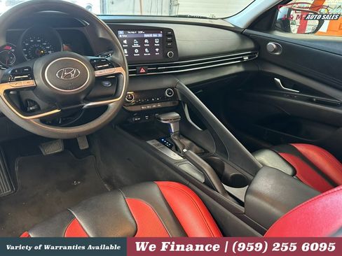 Used 2021 Hyundai Elantra SEL FWD image 30