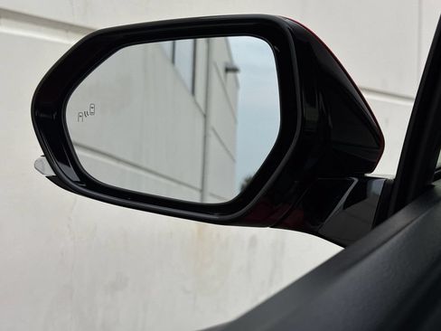 Certified 2019 Toyota Prius XLE AWD/4WD image 23