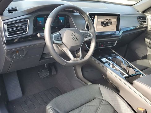 New 2026 Volkswagen Atlas Cross Sport SE FWD image 19
