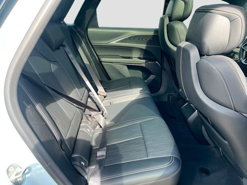 Used 2025 Cadillac Lyriq Sport RWD image 30