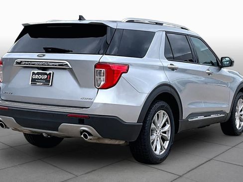 Used 2023 Ford Explorer Limited AWD/4WD image 13