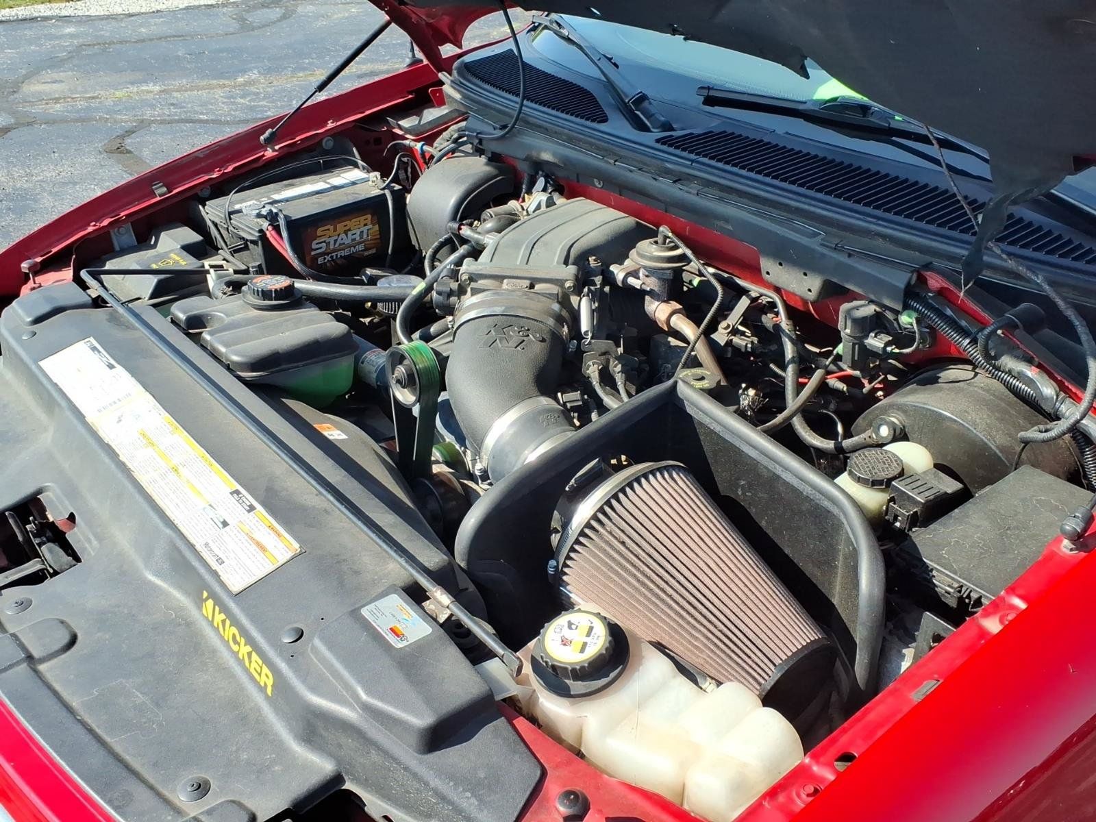 Used 2000 Ford F150 Lightning RWD image 6