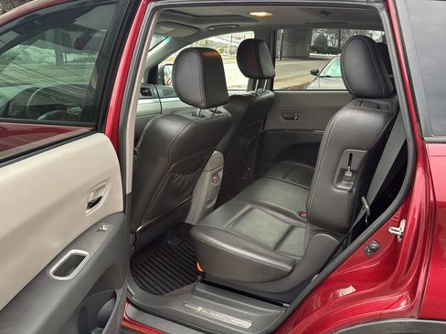 Used 2013 Subaru Tribeca Limited w/ PWR Moonroof Pkg image 28