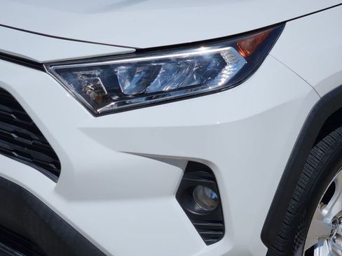 Used 2019 Toyota RAV4 XLE w/ Carpet Mat Package image 6