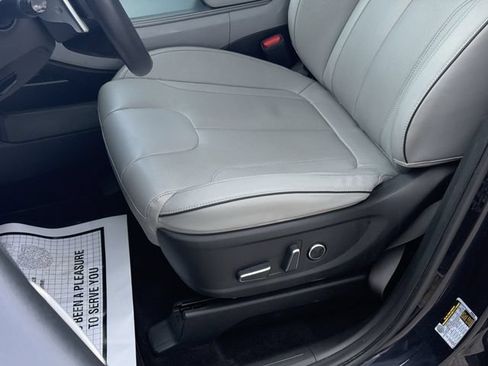 Used 2024 Hyundai Palisade SEL FWD image 5