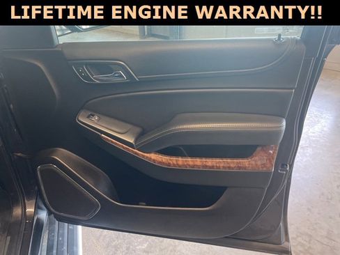 Used 2018 Chevrolet Suburban Premier image 42