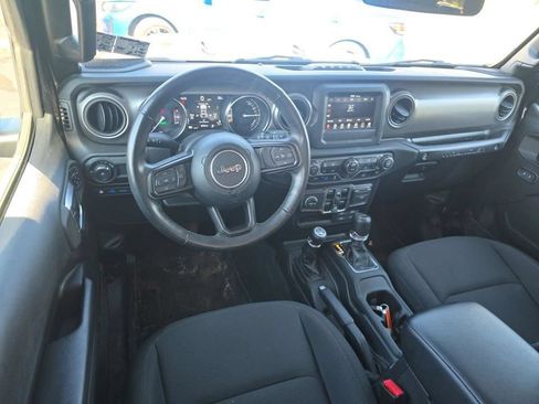 Used 2023 Jeep Wrangler Unlimited w/ Cold Weather Group AWD/4WD image 10