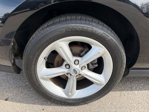 Used 2010 Ford Mustang GT image 35