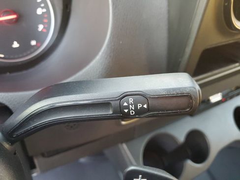 Used 2023 Mercedes-Benz Sprinter 2500 image 17