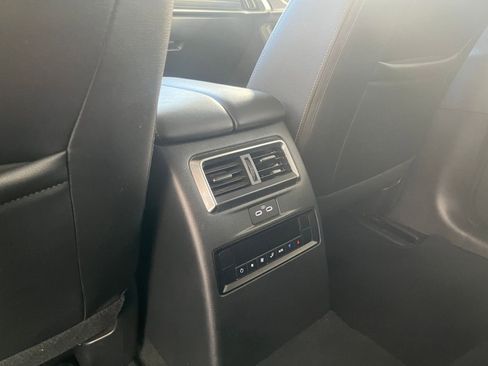 Used 2025 MAZDA CX-70 3.3 Turbo w/ Preferred Package image 24