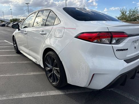 Used 2025 Toyota Corolla SE FWD image 8