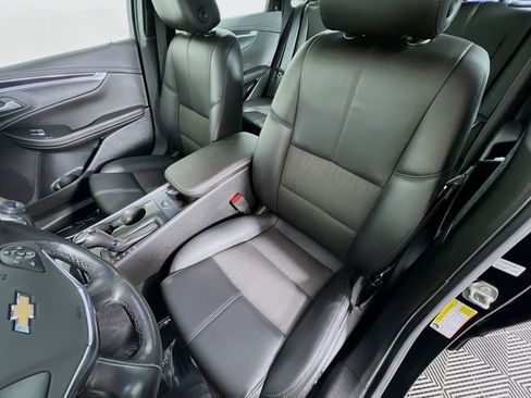 Used 2019 Chevrolet Impala LT image 19