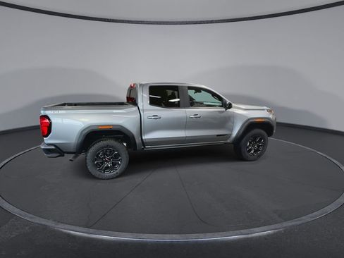 New 2025 GMC Canyon Elevation w/ Convenience Package image 9