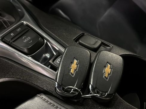Used 2017 Chevrolet Camaro SS RWD image 31