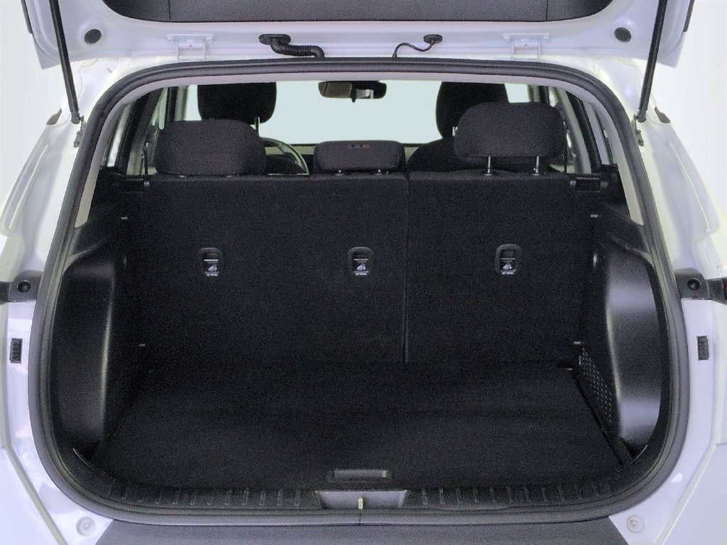 Used 2025 Hyundai Kona SEL FWD image 16