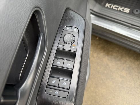 New 2026 Nissan Kicks S image 13