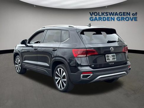 Used 2024 Volkswagen Taos SE FWD image 5