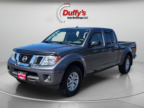 Used 2017 Nissan Frontier SV w/ SV Value Truck Package AWD/4WD image 12