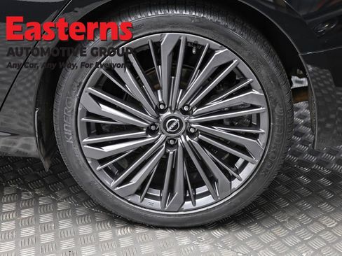 Used 2023 Nissan Altima 2.5 SL FWD image 8