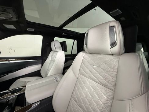 New 2026 Cadillac Escalade Platinum Luxury image 6