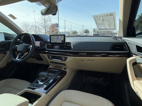 Used 2019 Audi Q5 2.0T Premium Plus w/ Premium Plus Package image 13