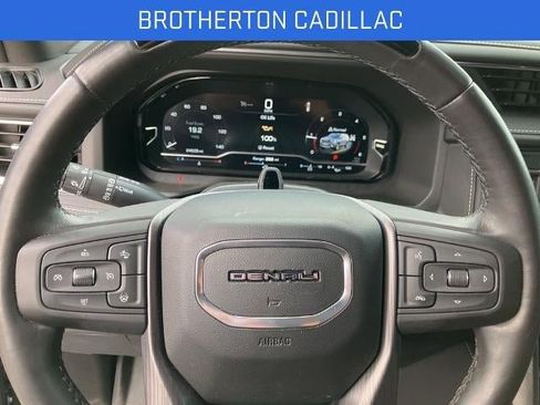 Certified 2023 GMC Yukon XL Denali Ultimate AWD/4WD image 22