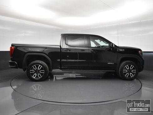 Used 2024 GMC Sierra 1500 AT4 w/ Technology Package AWD/4WD image 53