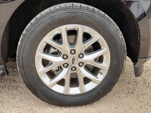 Used 2021 Ford Expedition XLT AWD/4WD image 7