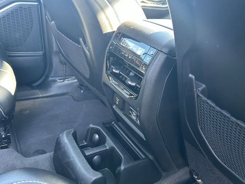 Used 2021 Jeep Grand Cherokee L Limited RWD image 35
