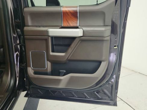 Used 2019 Ford F250 King Ranch w/ King Ranch Ultimate Package AWD/4WD image 35