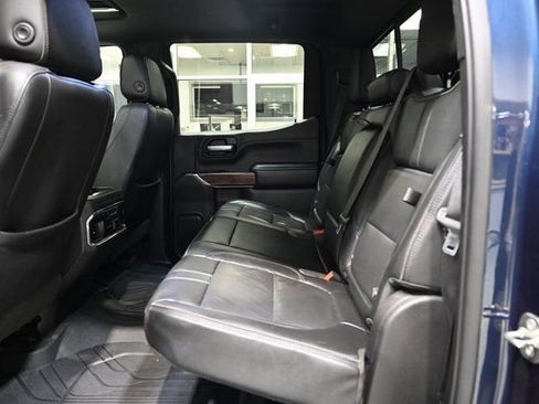 Used 2019 Chevrolet Silverado 1500 High Country w/ Technology Package image 12
