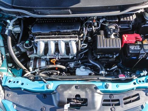 Used 2013 Honda Fit image 36