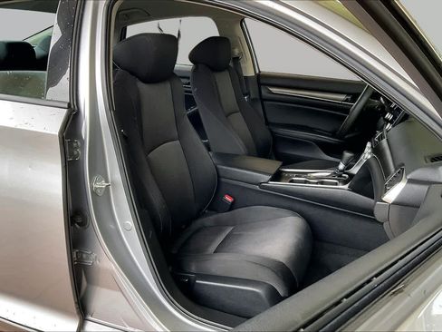Used 2021 Honda Accord LX image 8