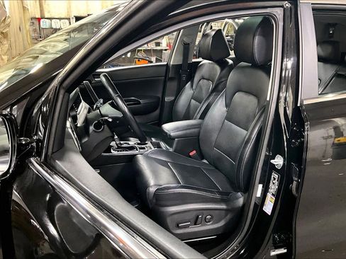 Used 2021 Kia Sportage EX w/ EX Technology Package image 7