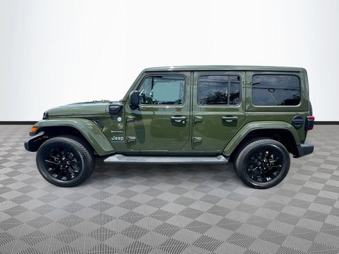 Used 2023 Jeep Wrangler Unlimited Sahara AWD/4WD image 9